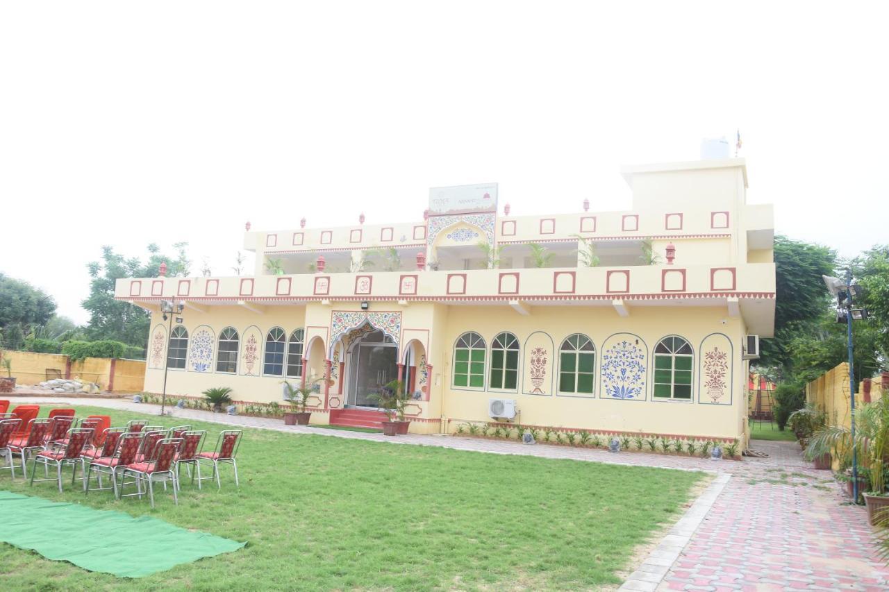 Aanand Mahal By Tuma Hotels Amer Exterior photo